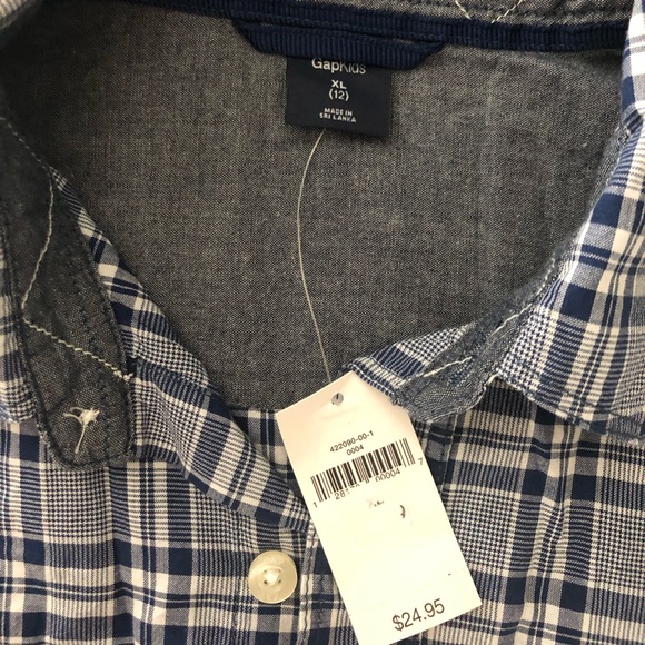NWT Gap Boy’s XL button down shirt - Picture 3 of 3